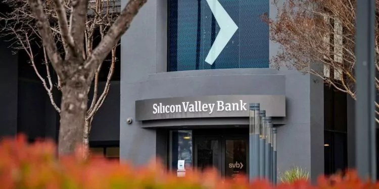 Silicon Valley Bank'ın Çöküşü Sonrasında Finansal Çöküş Öngörüsü Ateşlendi 1 silicon-valley-bankin-cokusu-sonrasinda-finansal-cokus-ongorusunu-atesledi-2023-paranfil