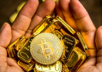 unlu-analist-altin-fiyatinin-8.000-dolari-asacagini-soyluyor-2023-paranfil