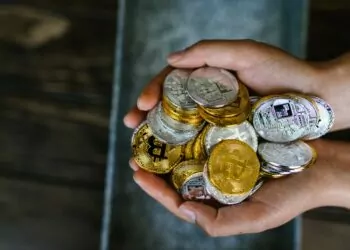 Kripto fonlarına talep artıyor, ARK Invest CEO’su kriptoyu altına benzetti, ETH Shapella güncellemesinde yeni gelişmeler – 17 Nisan Gündem Özeti